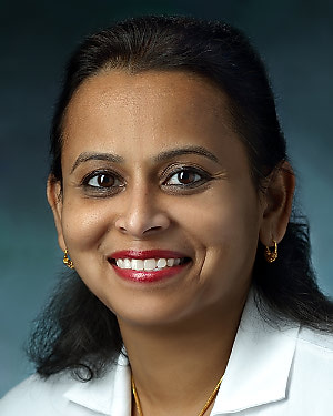 Headshot of Savitha Manickam