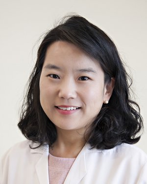 Headshot of Eunyoung Yang