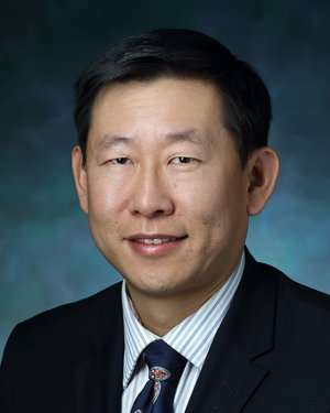 Headshot of Yun Guan