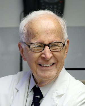 Photo of Dr. Paul R McHugh, M.D.